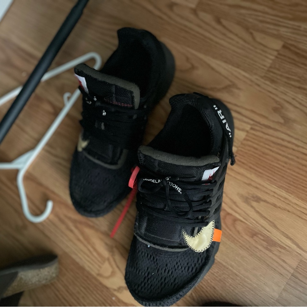 Used - Picture 3 of 3